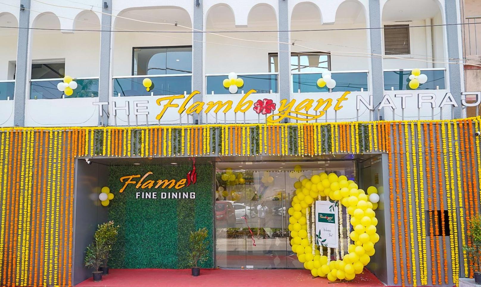 The Flamboyant Natraj Otel Bharuch Dış mekan fotoğraf